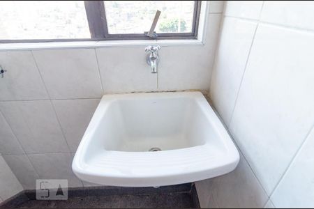 Apartamento à venda com 176m², 3 quartos e 2 vagas Apartamento à venda com 176m², 3 quartos e 2 vagasLavanderia