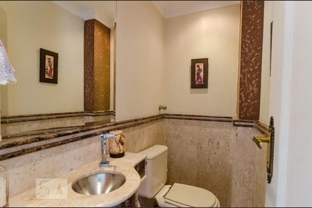 Apartamento à venda com 176m², 3 quartos e 2 vagas Apartamento à venda com 176m², 3 quartos e 2 vagasLavabo