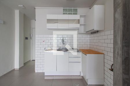 Cozinha  de kitnet/studio para alugar com 1 quarto, 42m² em Santa Efigênia, São Paulo