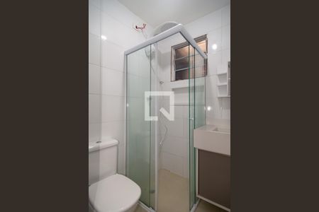 Banheiro de casa para alugar com 2 quartos, 75m² em Bela Vista, São Paulo