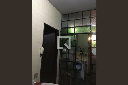 Casa à venda com 180m², 4 quartos e 2 vagas