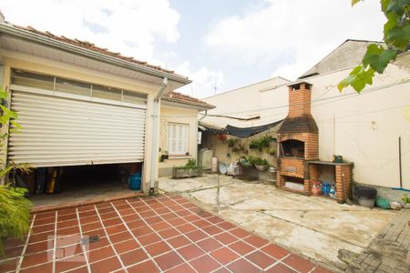 Casa à venda com 180m², 3 quartos e 6 vagasQuintal