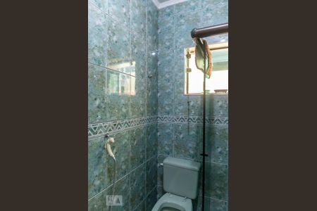 Casa à venda com 220m², 3 quartos e 2 vagas Casa à venda com 220m², 3 quartos e 2 vagasBanheiro da Suíte