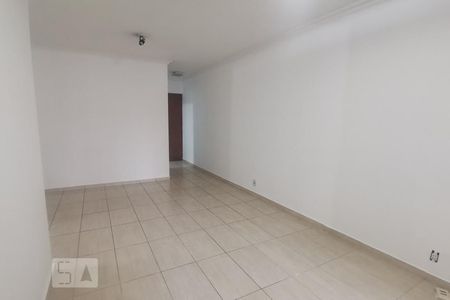 Sala de apartamento para alugar com 3 quartos, 68m² em Jardim Vazani, São Paulo