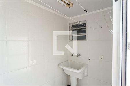 Casa à venda com 153m², 3 quartos e 2 vagas Casa à venda com 153m², 3 quartos e 2 vagasLavanderia Casa 2