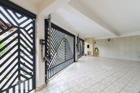Casa à venda com 205m², 4 quartos e 2 vagasGaragem