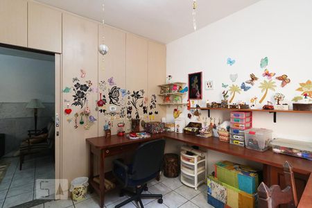 Casa à venda com 205m², 4 quartos e 2 vagasQuarto 3