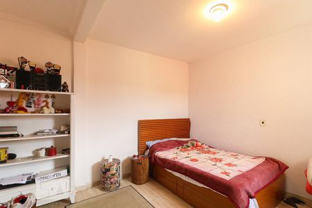 Casa à venda com 205m², 4 quartos e 2 vagasQuarto 2 - Suíte