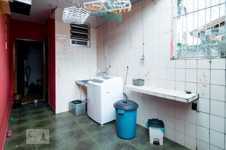 Casa à venda com 212m², 3 quartos e 4 vagas Casa à venda com 212m², 3 quartos e 4 vagasÁrea de Serviço