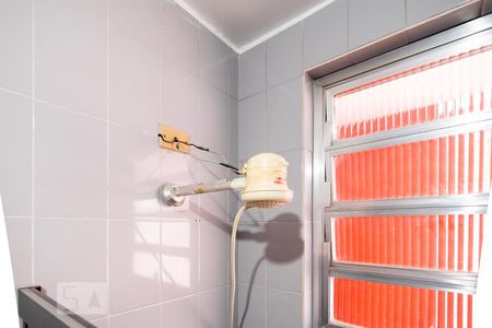 Casa à venda com 212m², 3 quartos e 4 vagas Casa à venda com 212m², 3 quartos e 4 vagasBanheiro Quarto 2 - Suíte