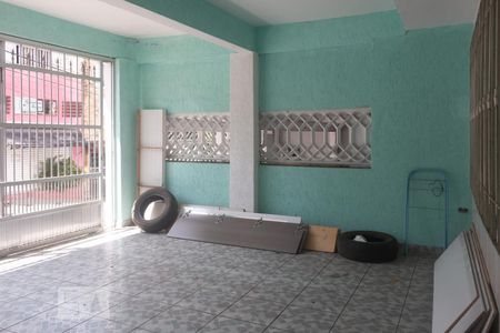 Casa à venda com 140m², 4 quartos e 2 vagasGaragem