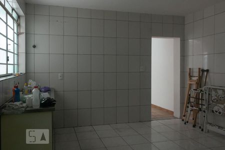 Casa à venda com 140m², 4 quartos e 2 vagasCozinha