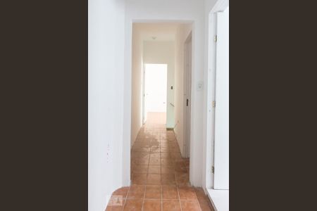 Casa à venda com 140m², 4 quartos e 2 vagasCorredor