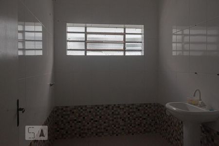 Casa à venda com 140m², 4 quartos e 2 vagasBanheiro 2