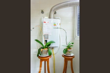 Apartamento à venda com 270m², 4 quartos e 3 vagas Apartamento à venda com 270m², 4 quartos e 3 vagasAquecedor