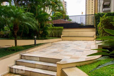 Apartamento à venda com 270m², 4 quartos e 3 vagas Apartamento à venda com 270m², 4 quartos e 3 vagasÁrea comum