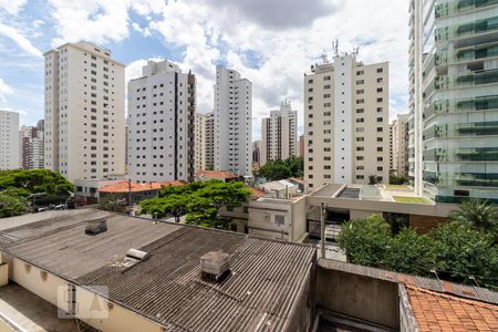 Vista de apartamento à venda com 2 quartos, 60m² em Indianópolis, São Paulo