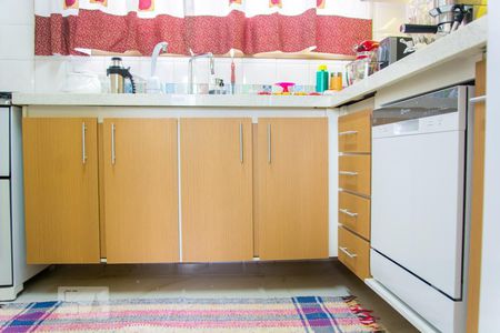 Apartamento à venda com 70m², 2 quartos e 2 vagas Apartamento à venda com 70m², 2 quartos e 2 vagasCozinha - Armários