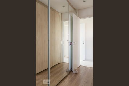 Apartamento à venda com 146m², 3 quartos e 2 vagas Apartamento à venda com 146m², 3 quartos e 2 vagasQuarto 1