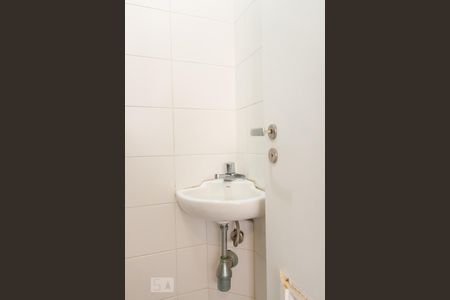 Apartamento à venda com 146m², 3 quartos e 2 vagas Apartamento à venda com 146m², 3 quartos e 2 vagasBanheiro de Serviço