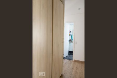 Apartamento à venda com 146m², 3 quartos e 2 vagas Apartamento à venda com 146m², 3 quartos e 2 vagasQuarto 1