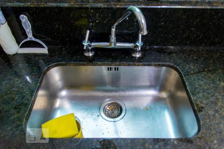 Casa à venda com 170m², 3 quartos e 6 vagasCozinha - Pia