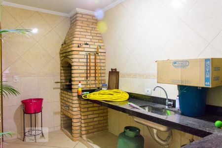 Casa à venda com 170m², 3 quartos e 6 vagasChurrasqueira