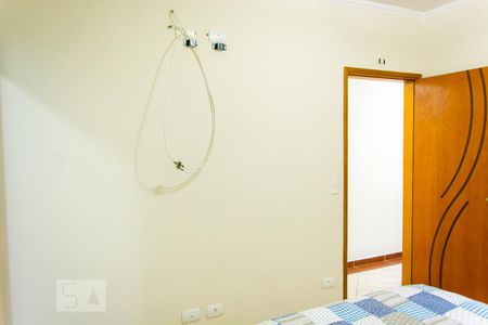 Casa à venda com 170m², 3 quartos e 6 vagasQuarto 2 - Suíte