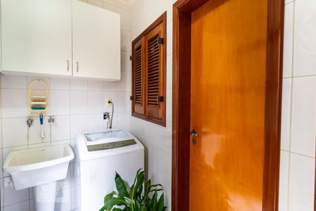 Casa à venda com 125m², 3 quartos e 4 vagasÁrea de Serviço