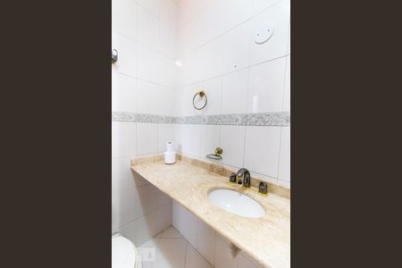 Casa à venda com 125m², 3 quartos e 4 vagasBanheiro da Suíte 2