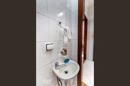 Casa à venda com 125m², 3 quartos e 4 vagasBanheiro de Serviço