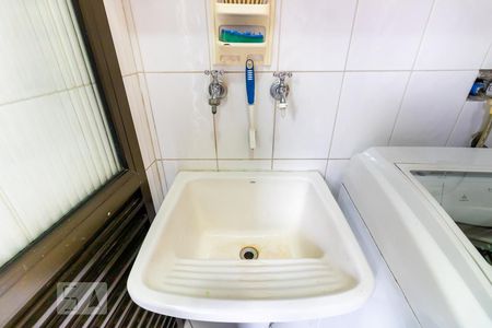 Casa à venda com 125m², 3 quartos e 4 vagasTanque