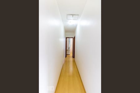 Casa à venda com 125m², 3 quartos e 4 vagasCorredor