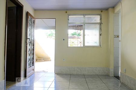 Sala de casa para alugar com 2 quartos, 75m² em Taquara, Rio de Janeiro