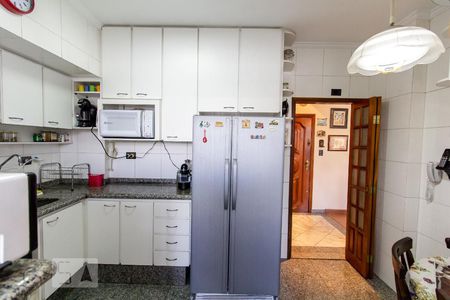 Apartamento à venda com 77m², 2 quartos e 1 vaga Apartamento à venda com 77m², 2 quartos e 1 vagaCozinha