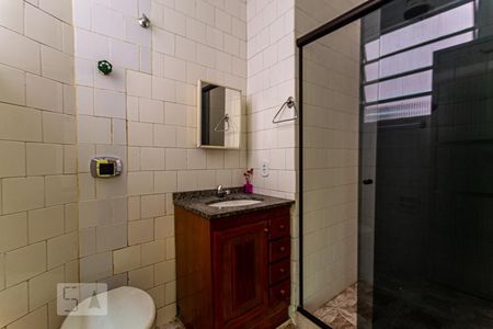 Apartamento à venda com 80m², 2 quartos e sem vagaBanheiro Social