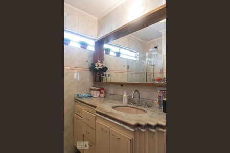 Apartamento à venda com 97m², 4 quartos e 2 vagasBanheiro