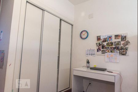 Apartamento à venda com 97m², 4 quartos e 2 vagasquarto 3