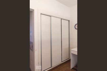 Apartamento à venda com 97m², 4 quartos e 2 vagasquarto 3