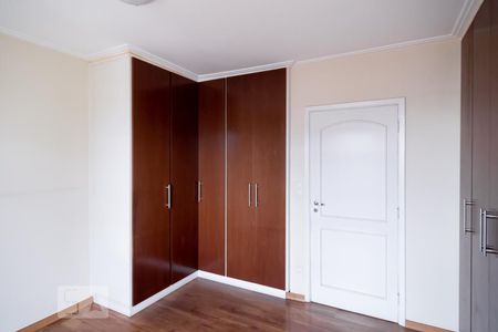 Apartamento à venda com 152m², 3 quartos e 1 vagaQuarto
