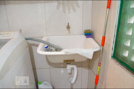 Casa à venda com 152m², 4 quartos e 3 vagasLavanderia