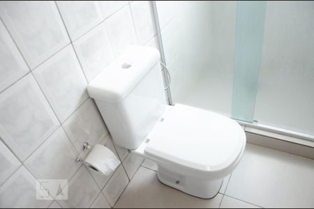 Casa à venda com 152m², 4 quartos e 3 vagasBanheiro 1