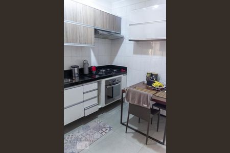 Apartamento à venda com 119m², 3 quartos e 2 vagas Apartamento à venda com 119m², 3 quartos e 2 vagasCozinha