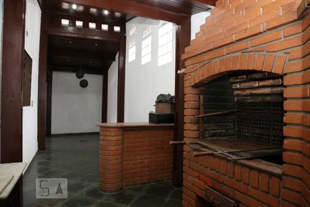 Casa à venda com 400m², 5 quartos e 5 vagasChurrasqueira