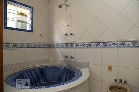 Casa à venda com 400m², 5 quartos e 5 vagasBanheiro da Suíte