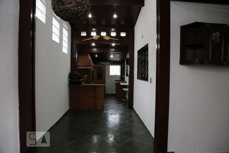 Casa à venda com 400m², 5 quartos e 5 vagasChurrasqueira