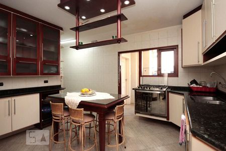 Apartamento à venda com 200m², 3 quartos e 1 vagaCozinha