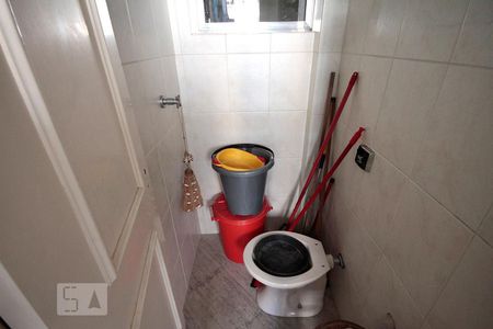 Apartamento à venda com 200m², 3 quartos e 1 vagaBanheiro de Serviço