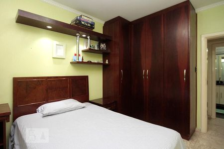 Apartamento à venda com 200m², 3 quartos e 1 vagaQuarto 2