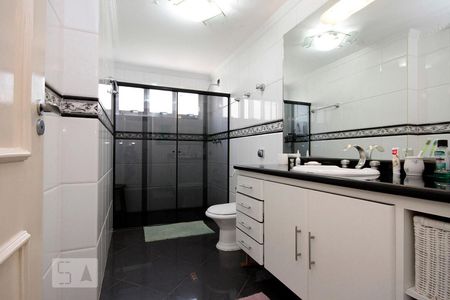 Apartamento à venda com 200m², 3 quartos e 1 vagaBanheiro da Suíte